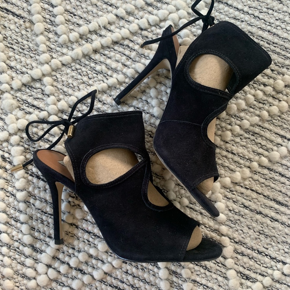 Steve Madden Sharlit Lace Up Suede Cut Out Stilettos Sz 8